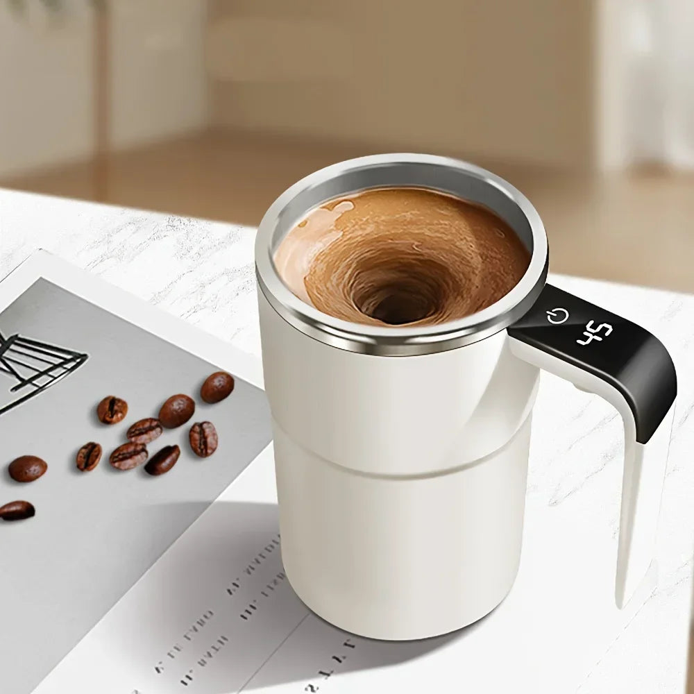 Outomatiese selfroerende magnetiese beker Koffie selfmengbeker USB herlaaibare slim termiese koppies met LCD-skerm voedselveilige beker