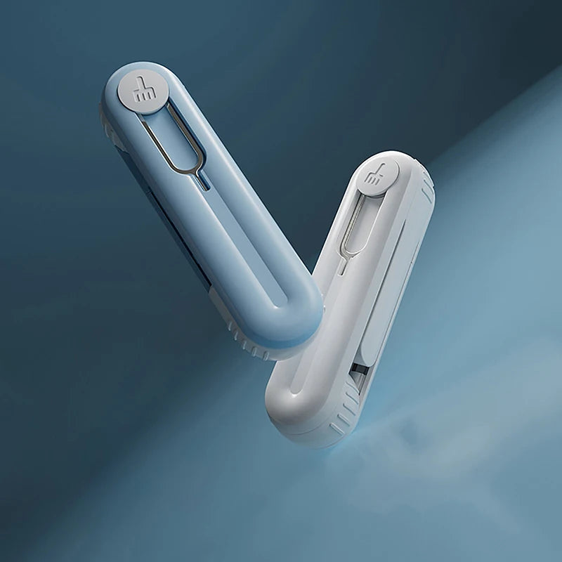 4-in-1 skoonmaakborselstel vir AirPods Bluetooth-oorfoongat Telefoonlaaipoort Skootrekenaarsleutelbord Skoon pen Stofverwyderaarstel